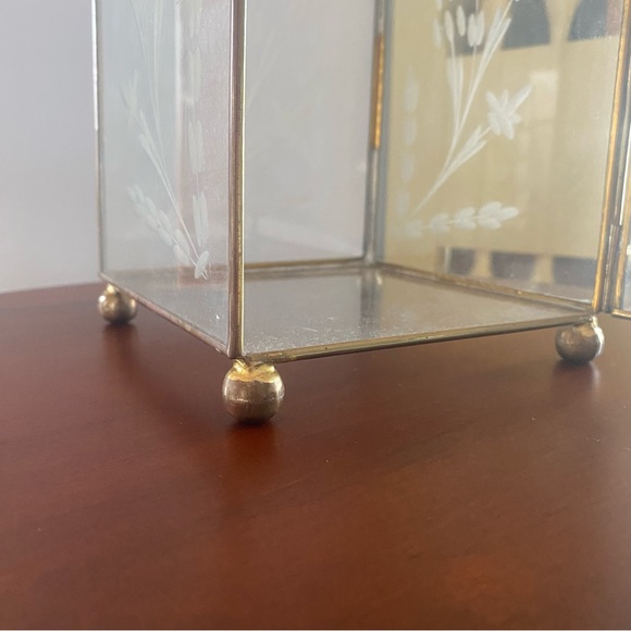Vintage Etched Glass & Brass Rectangular  Curio Display Case Footed - Picture 4 of 6
